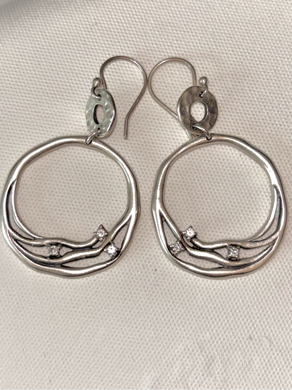 SILPADA Sterling Silver 925 Interwoven Vine CZ Stone Earrings W2038